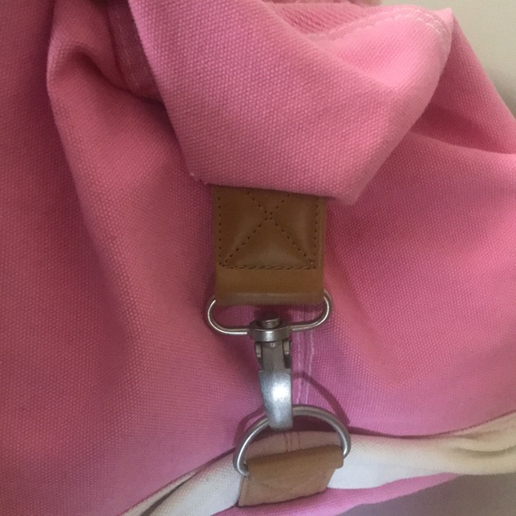 Margaritaville Weekender Messengar Bag - Picture 6 of 9